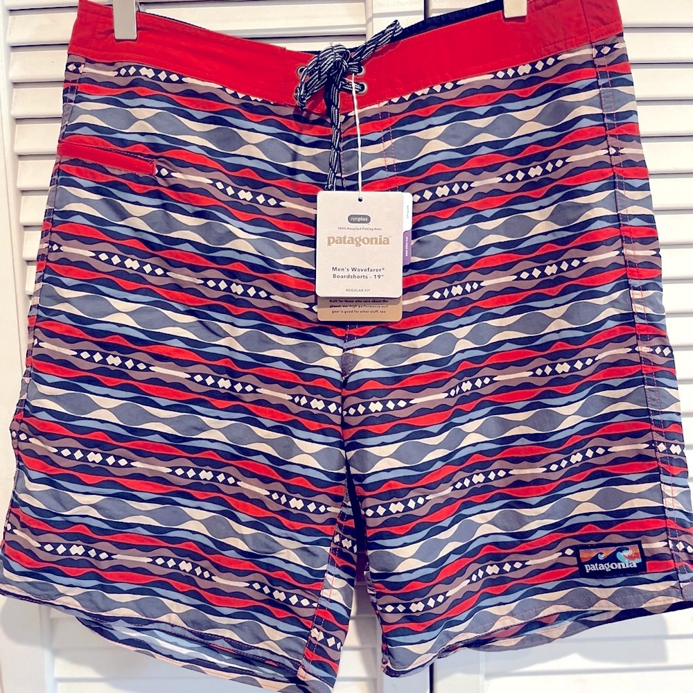 NWT Patagonia Wavefarer Board-short.